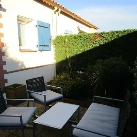 펜션 House Maison Type 3 Dans Avec Piscine